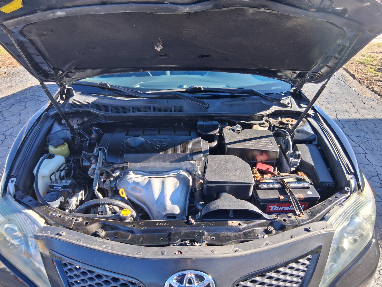 Toyota Camry Base 6-Spd AT 2011