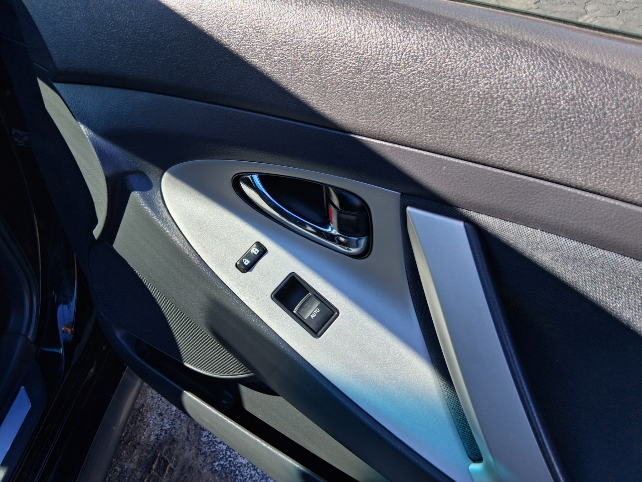 Toyota Camry Base 6-Spd AT 2011