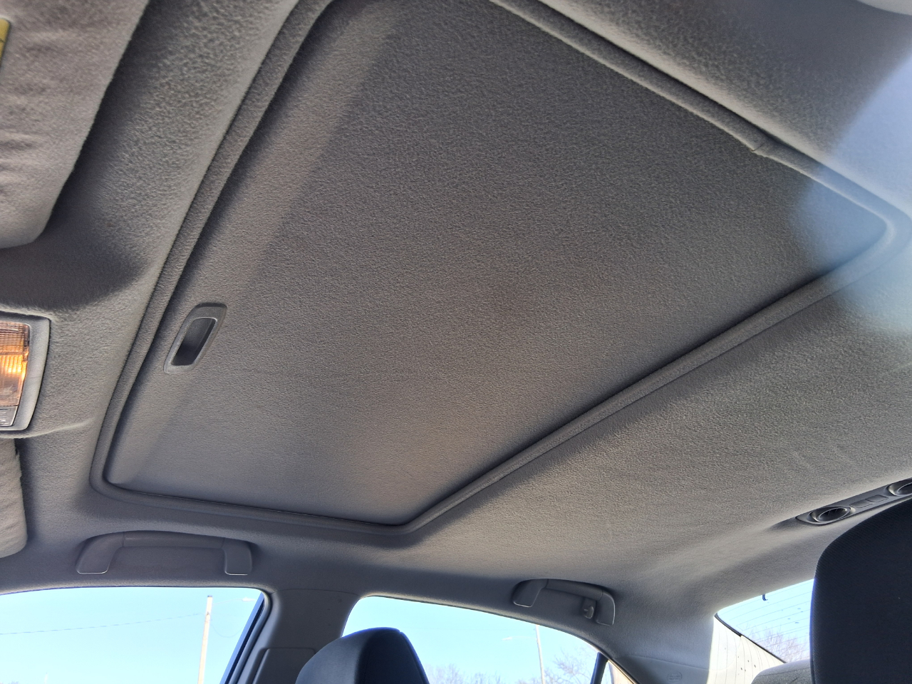 Toyota Camry Base 6-Spd AT 2011