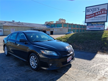 2011 Toyota Camry Base 4D Sedan