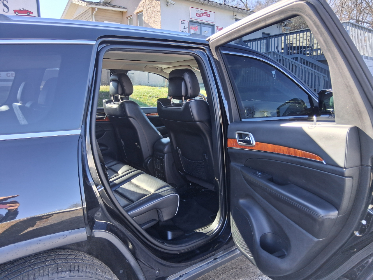 Jeep Grand Cherokee Overland 4WD 2011