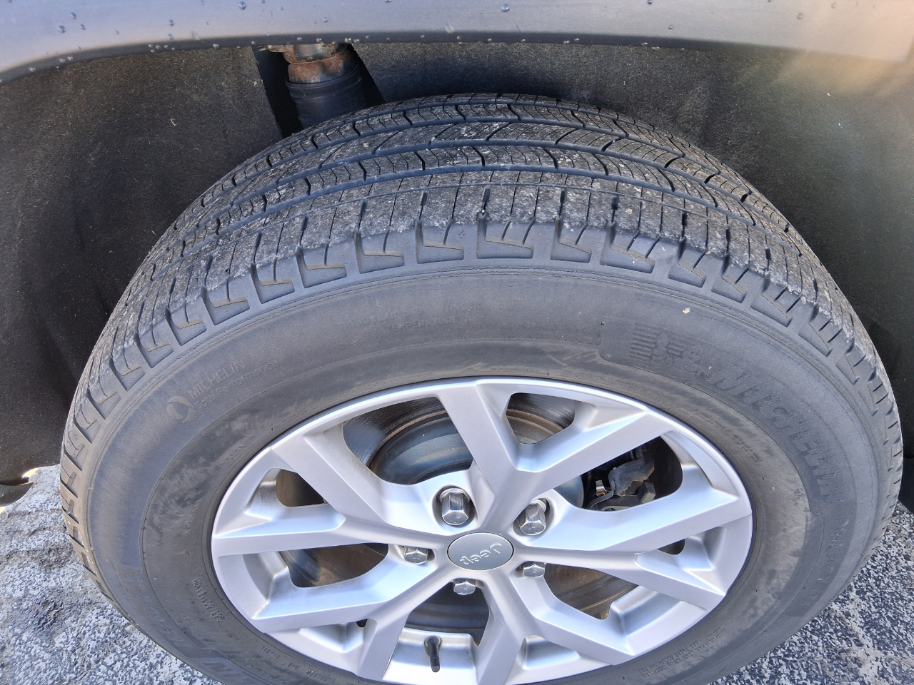 Jeep Grand Cherokee Overland 4WD 2011