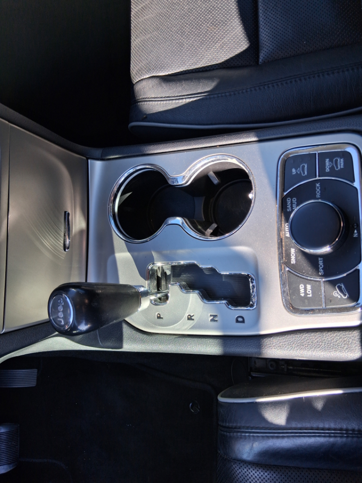 Jeep Grand Cherokee Overland 4WD 2011