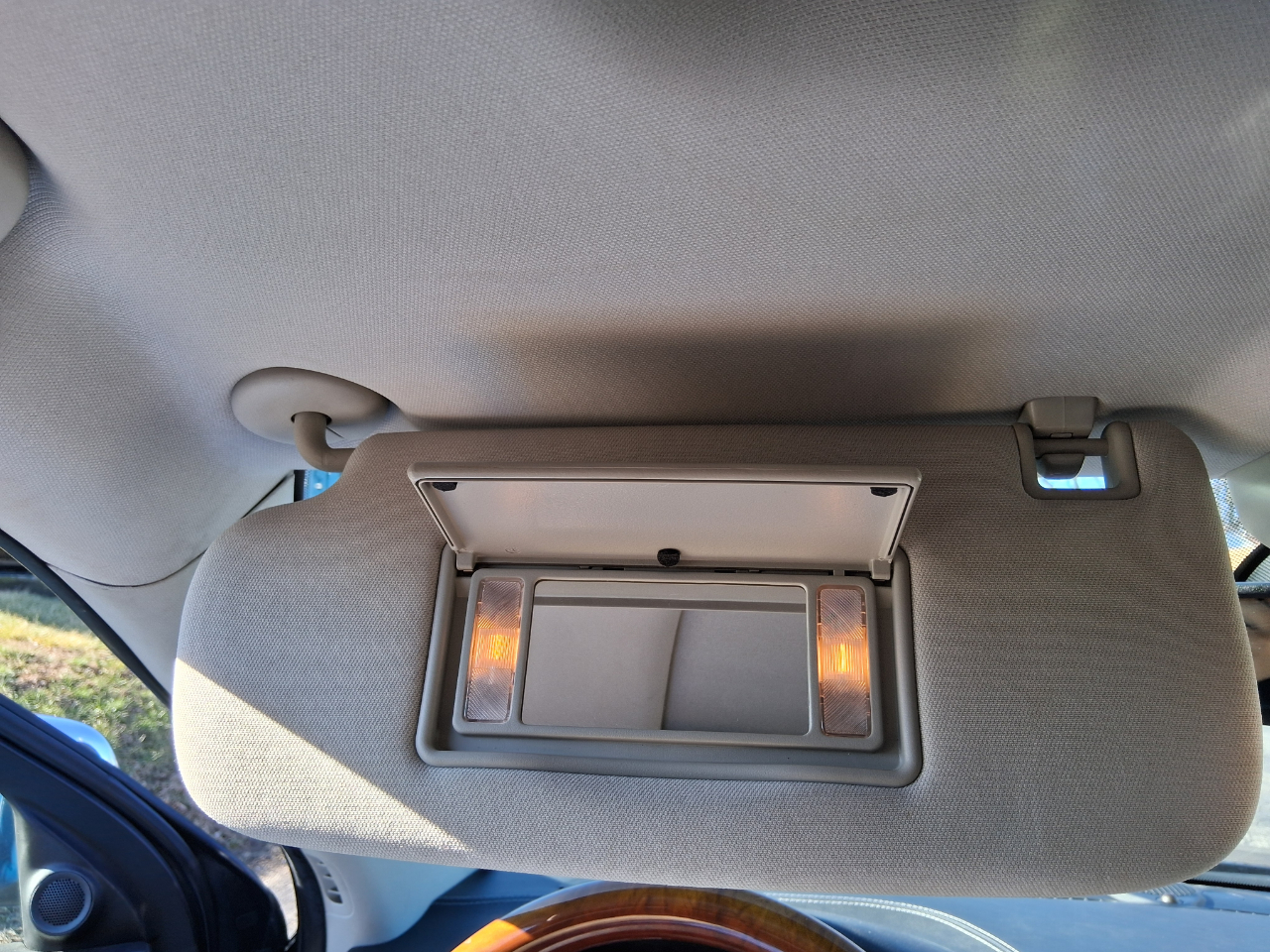 Jeep Grand Cherokee Overland 4WD 2011