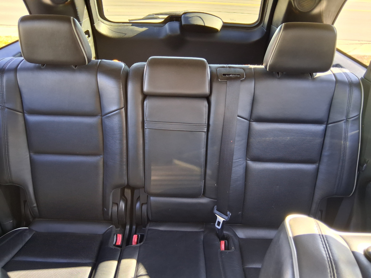 Jeep Grand Cherokee Overland 4WD 2011