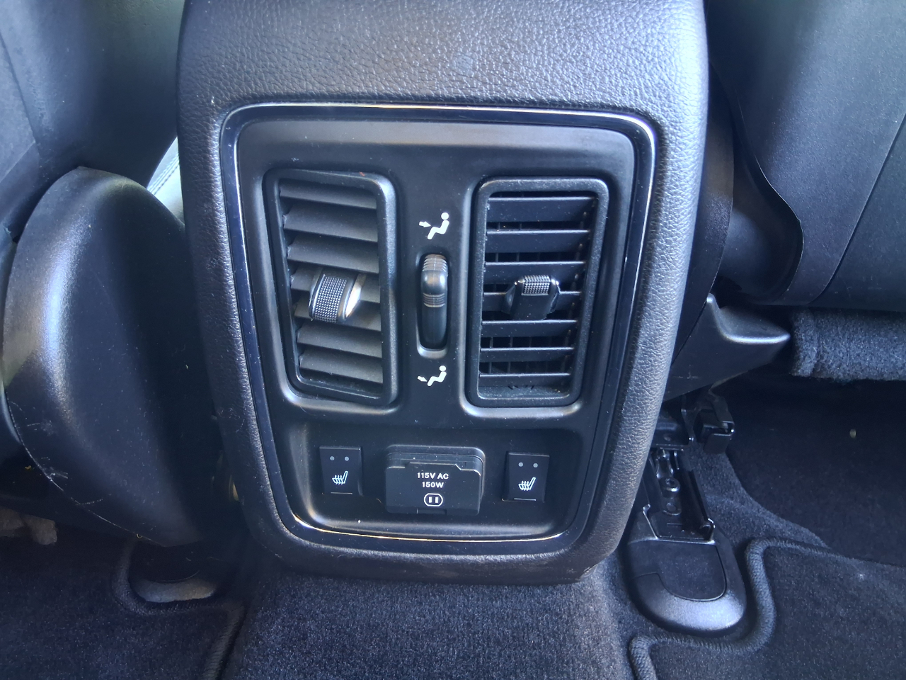 Jeep Grand Cherokee Overland 4WD 2011