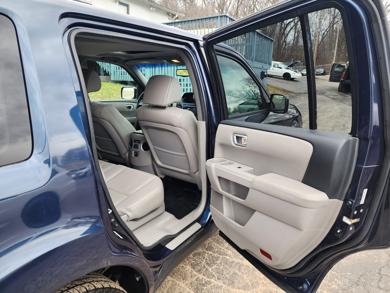 Honda Pilot EX-L 4WD 5-Spd AT 2012