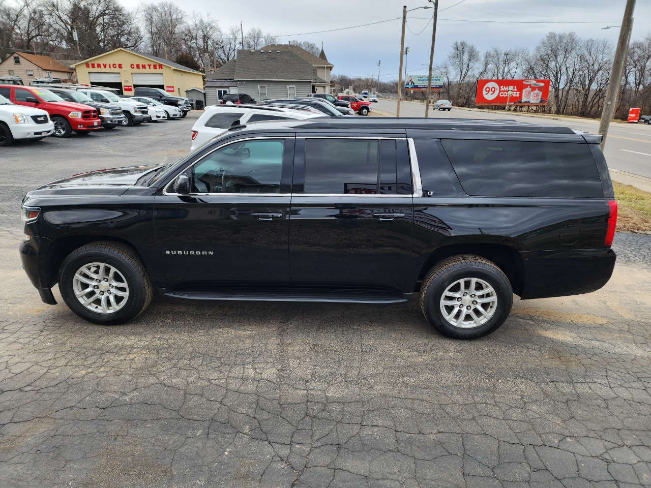 Chevrolet Suburban LT 4WD 2019
