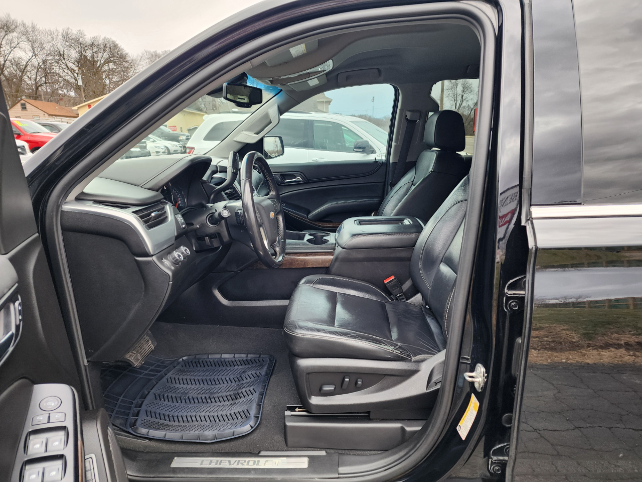 Chevrolet Suburban LT 4WD 2019