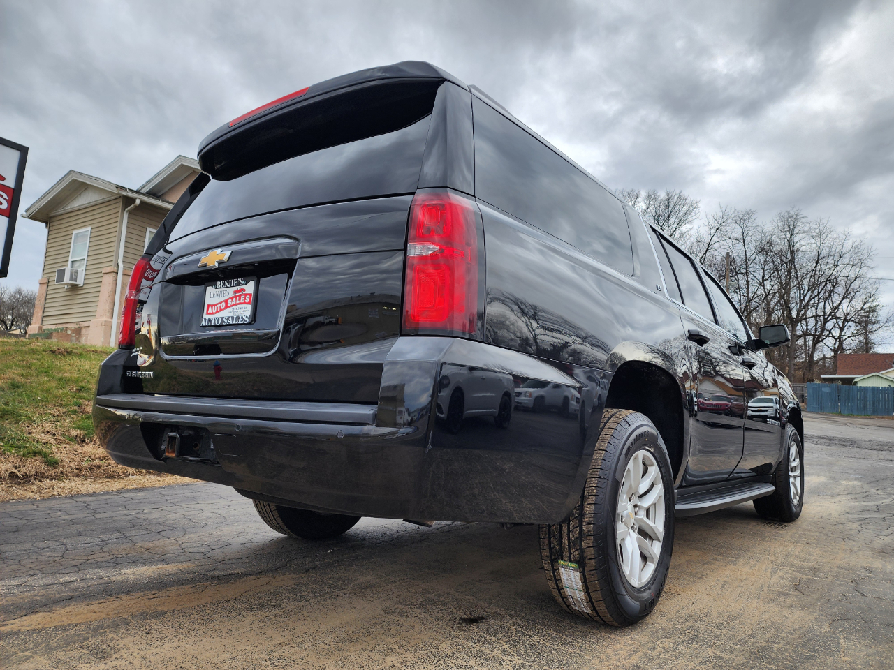 Chevrolet Suburban LT 4WD 2019