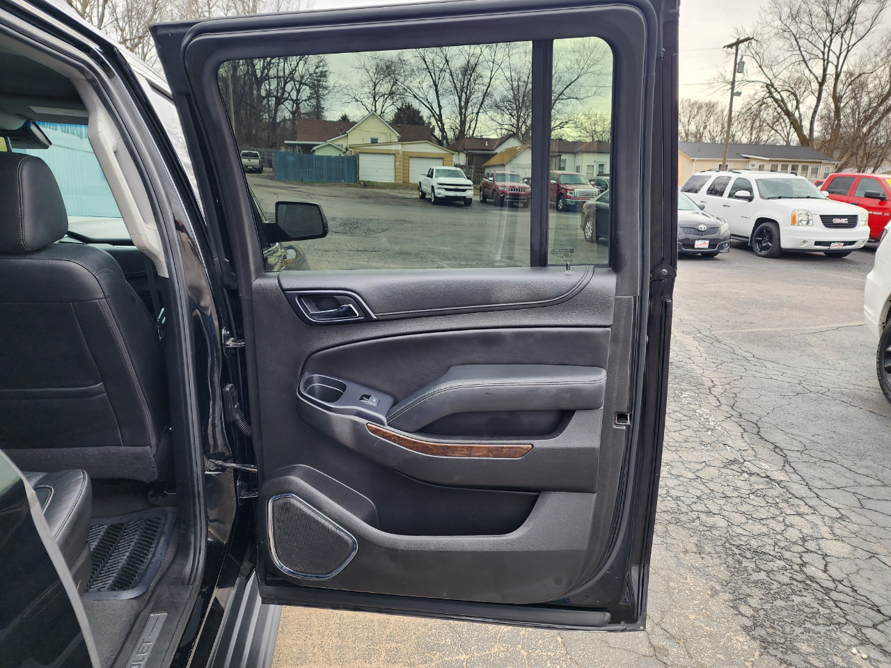 Chevrolet Suburban LT 4WD 2019