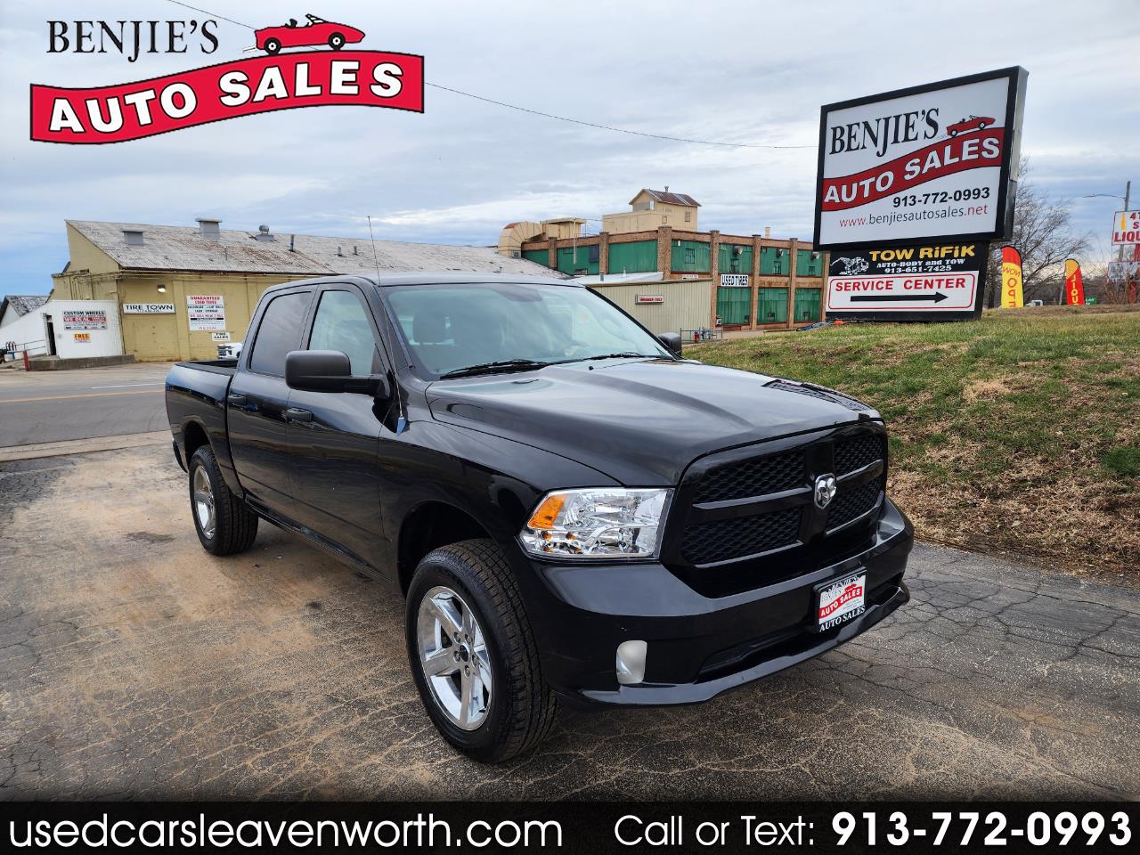 RAM 1500 Tradesman Crew Cab SWB 4WD 2013