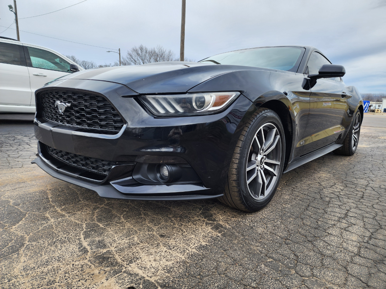 Ford Mustang Eco Premium 2D Coupe 2016