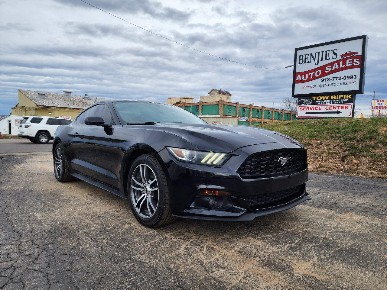 Ford Mustang Eco Premium 2D Coupe 2016