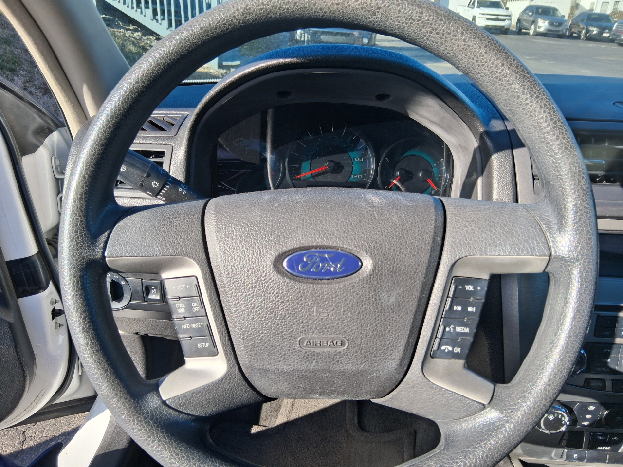 Ford Fusion SE 2010
