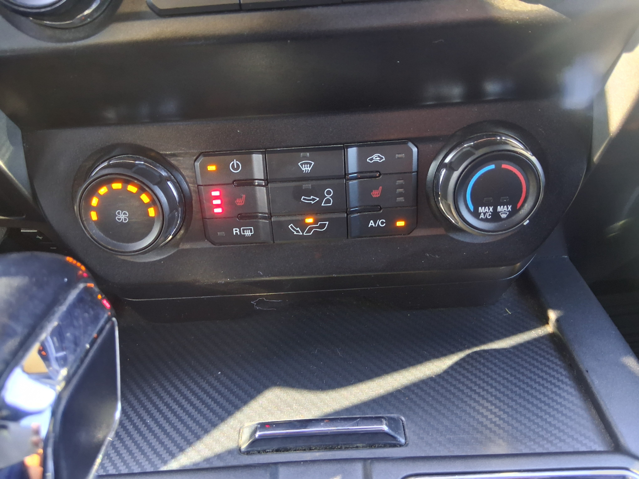 Ford F-150 XLT SuperCrew 6.5-ft. Bed 4WD 2020