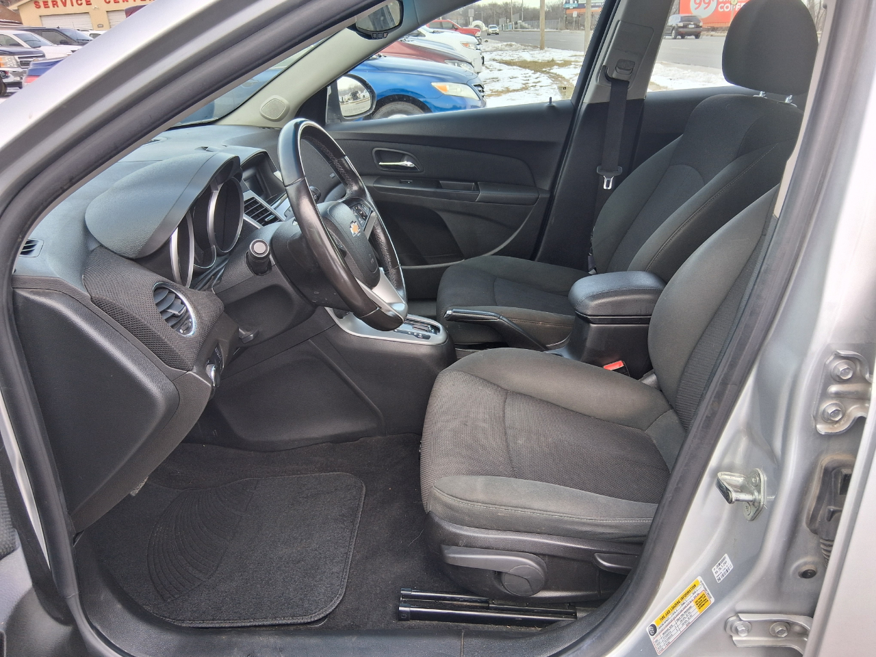 Chevrolet Cruze 1LT 2011