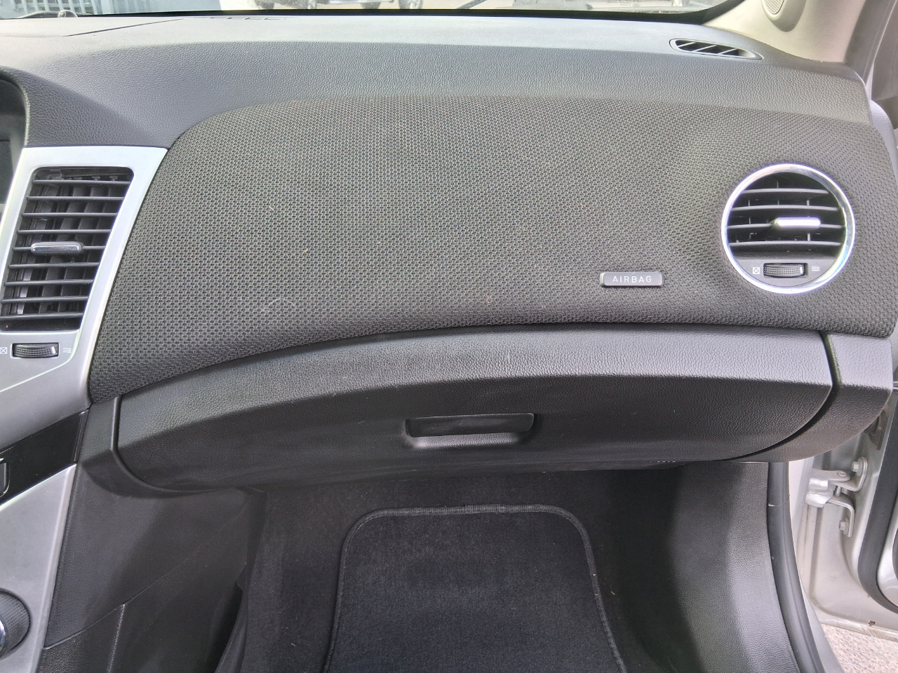 Chevrolet Cruze 1LT 2011