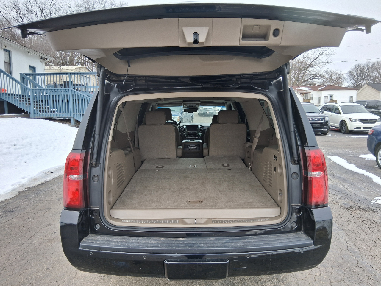 Chevrolet Suburban LT 4WD 2016