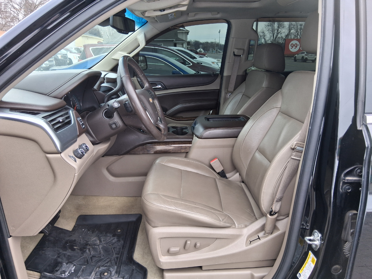 Chevrolet Suburban LT 4WD 2016