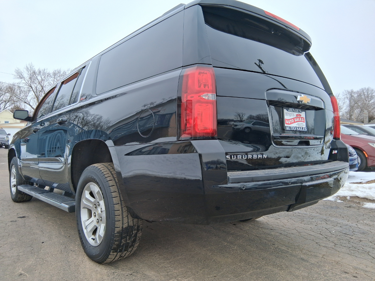 Chevrolet Suburban LT 4WD 2016