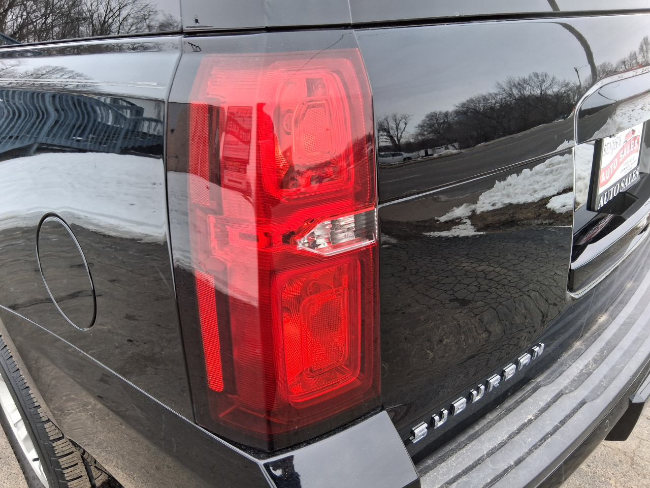 Chevrolet Suburban LT 4WD 2016