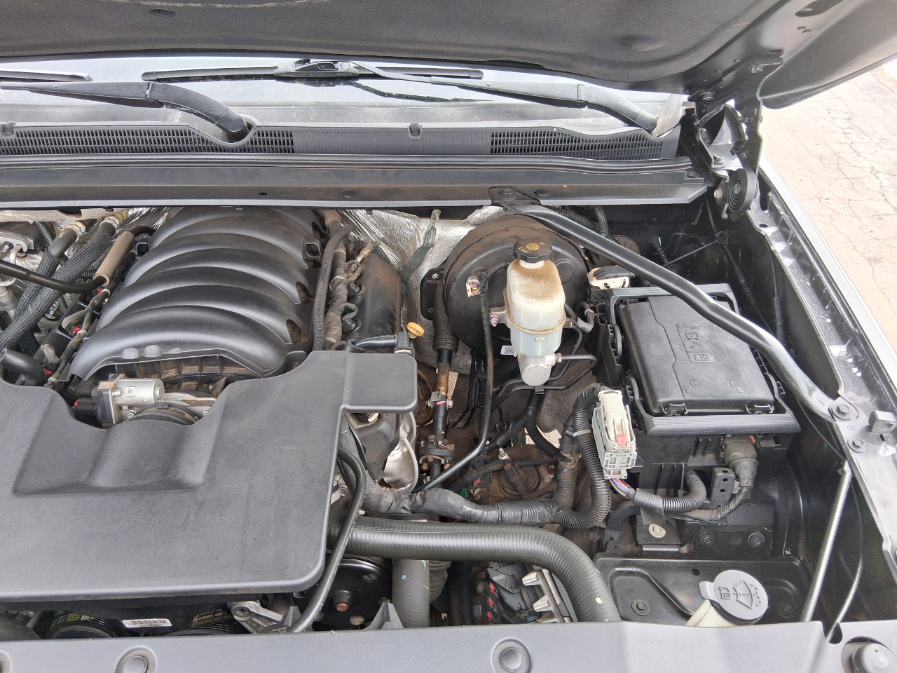 Chevrolet Suburban LT 4WD 2016