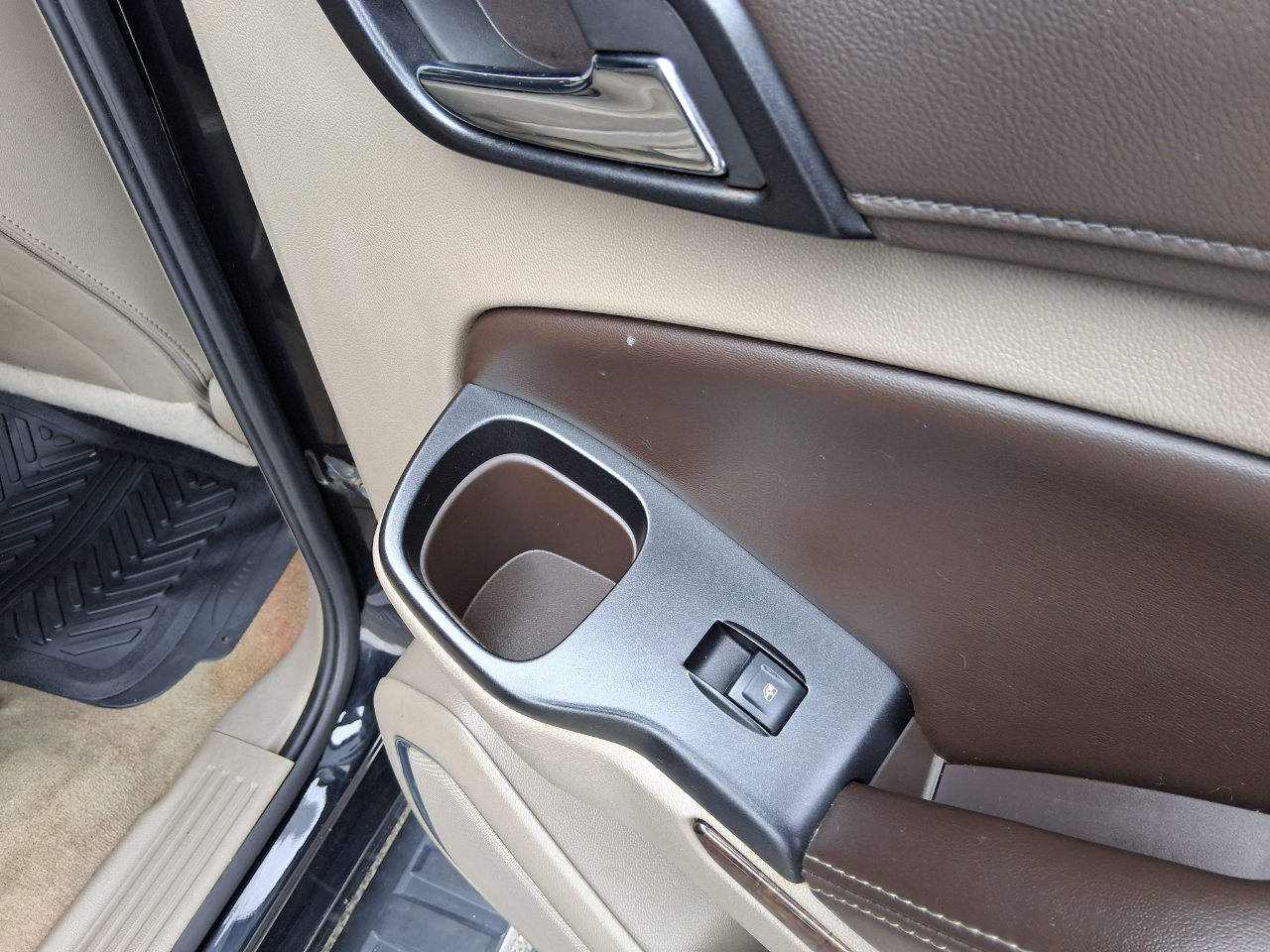 Chevrolet Suburban LT 4WD 2016