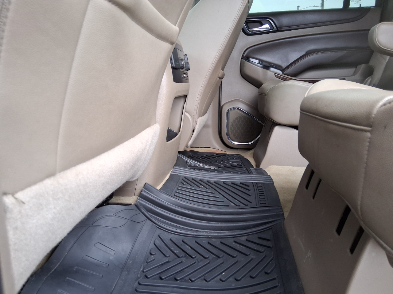 Chevrolet Suburban LT 4WD 2016