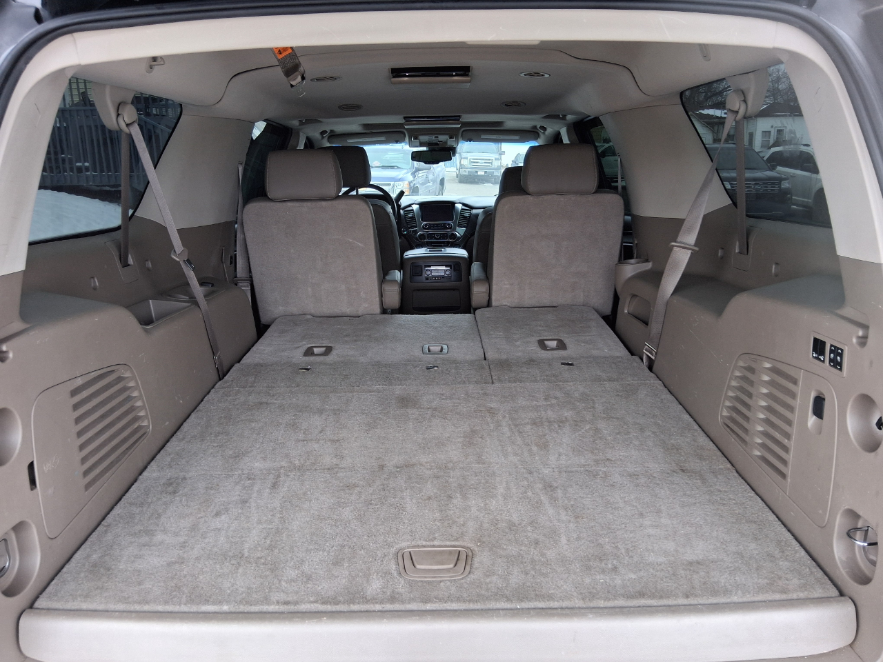 Chevrolet Suburban LT 4WD 2016