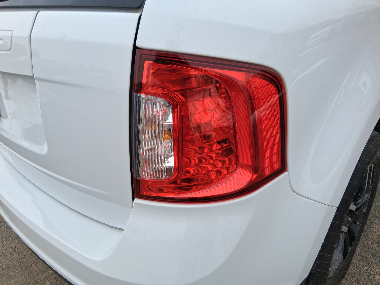 Ford Edge SE FWD 2014