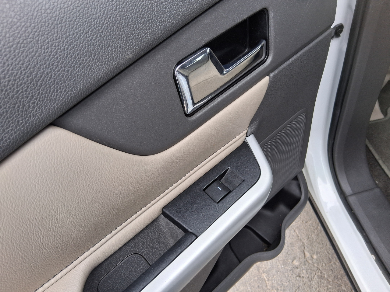 Ford Edge SE FWD 2014