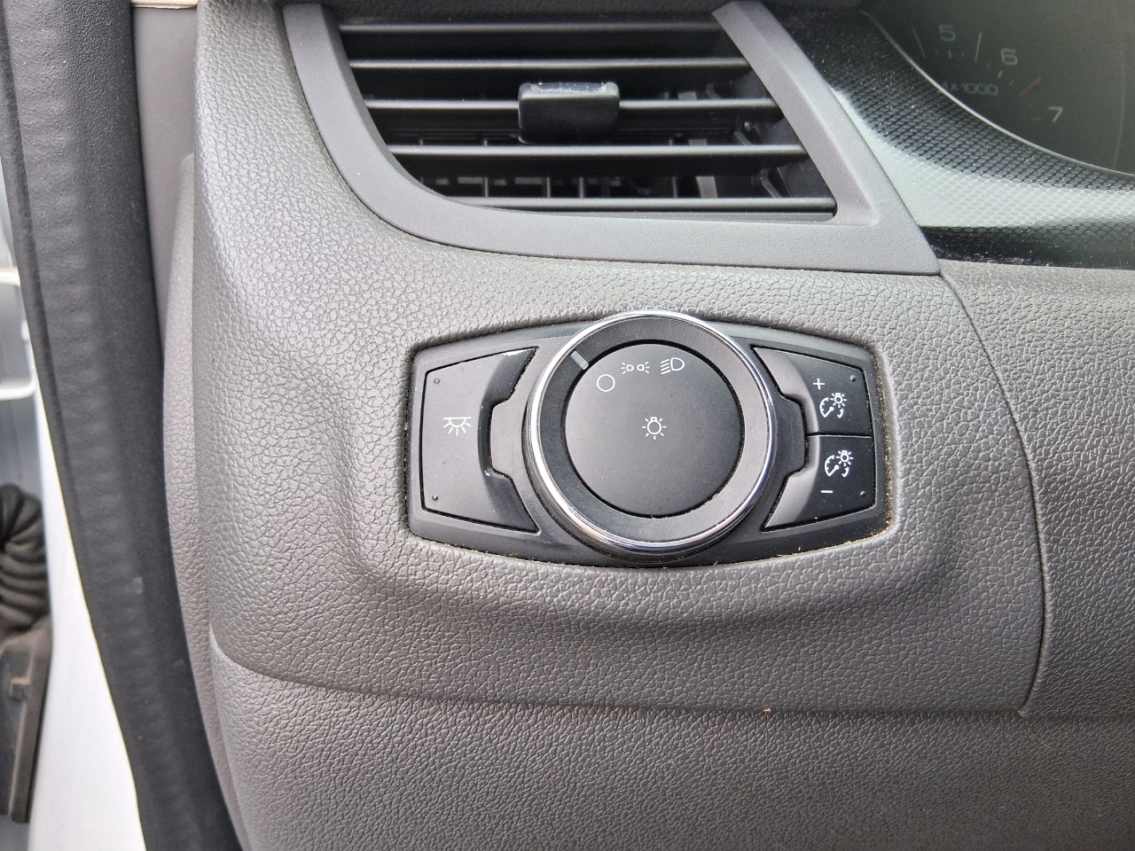 Ford Edge SE FWD 2014