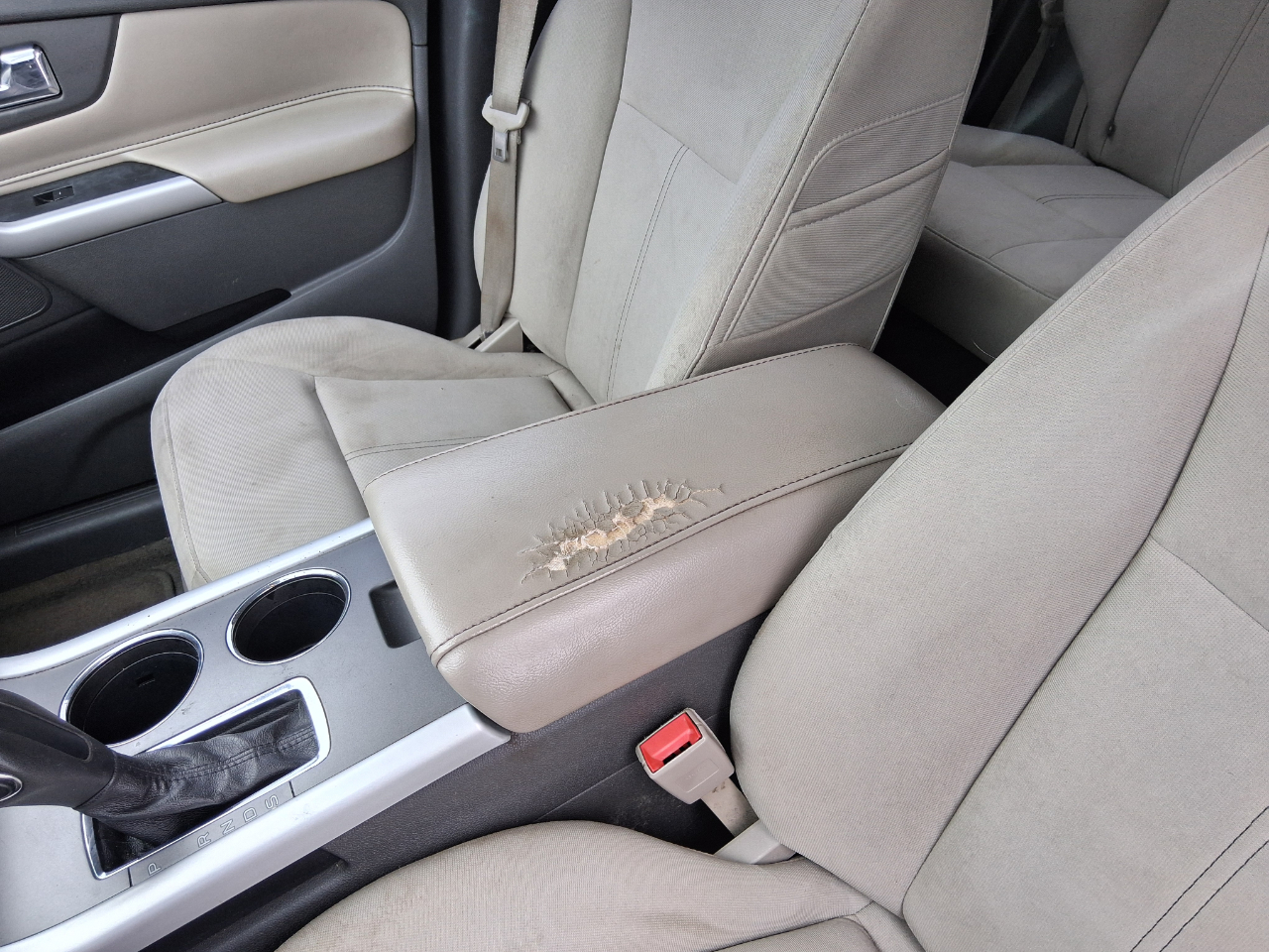 Ford Edge SE FWD 2014