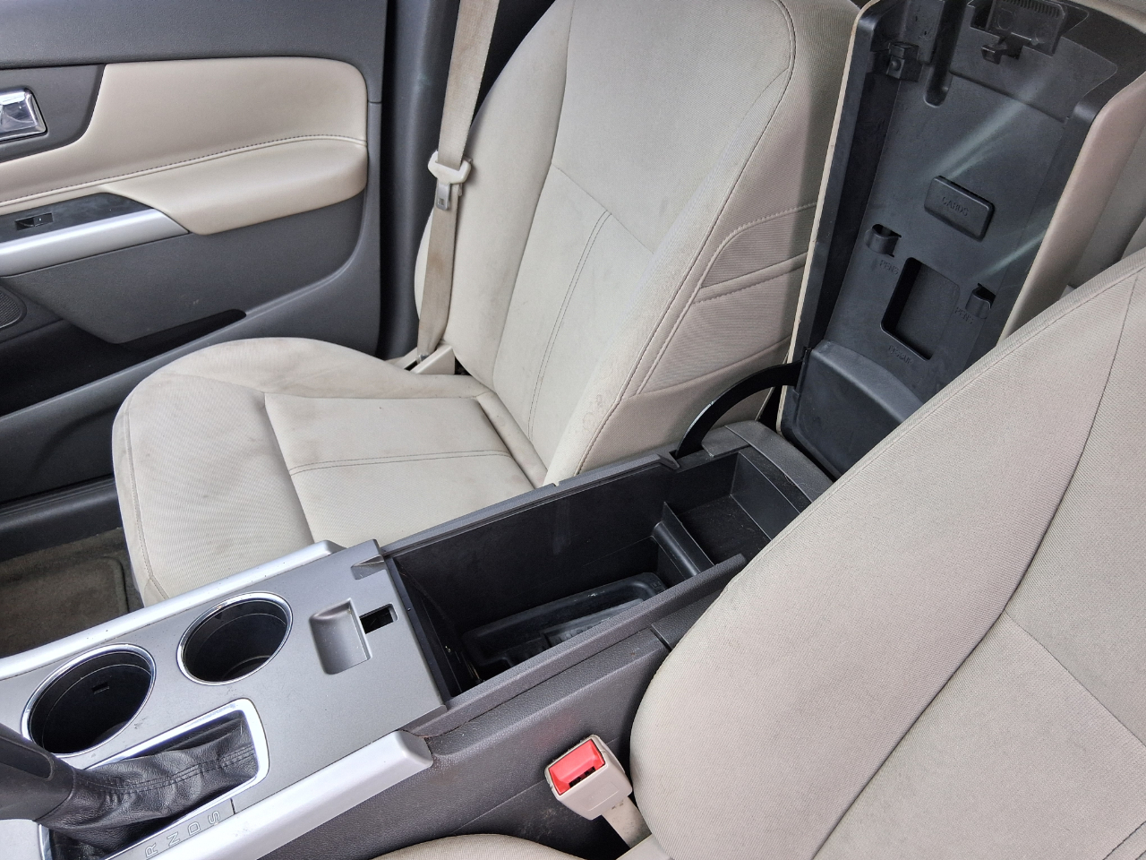 Ford Edge SE FWD 2014