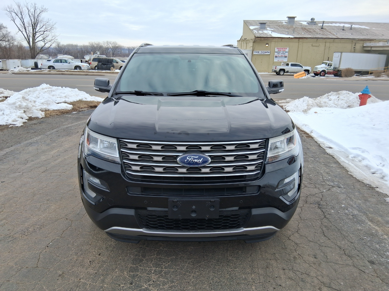 Ford Explorer XLT 4WD 2017