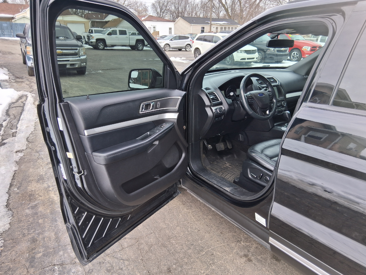 Ford Explorer XLT 4WD 2017