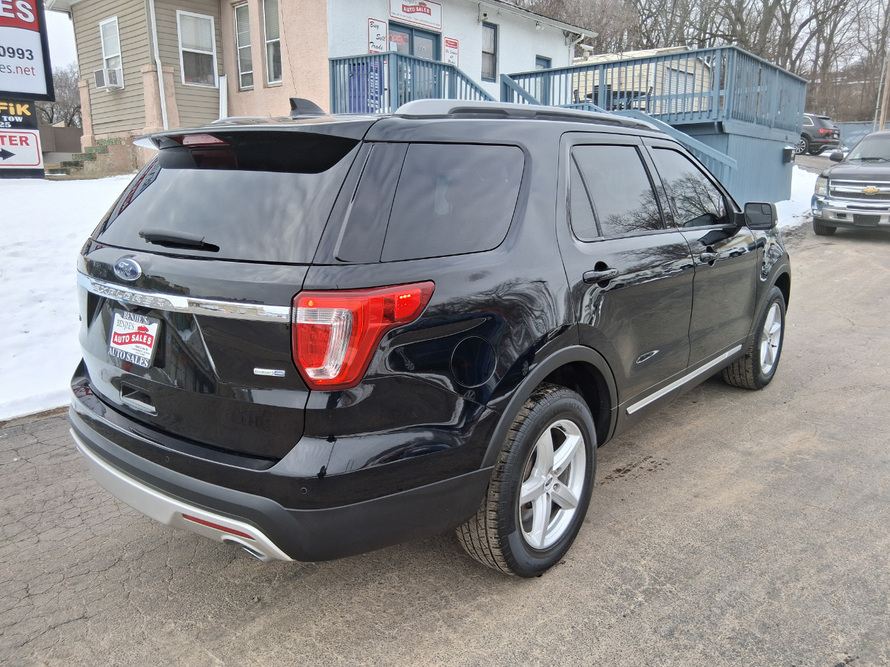 Ford Explorer XLT 4WD 2017