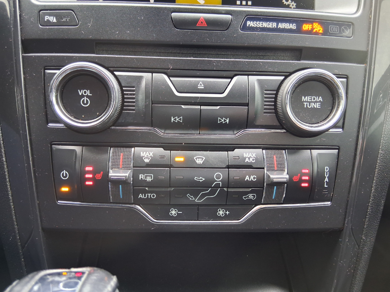 Ford Explorer XLT 4WD 2017