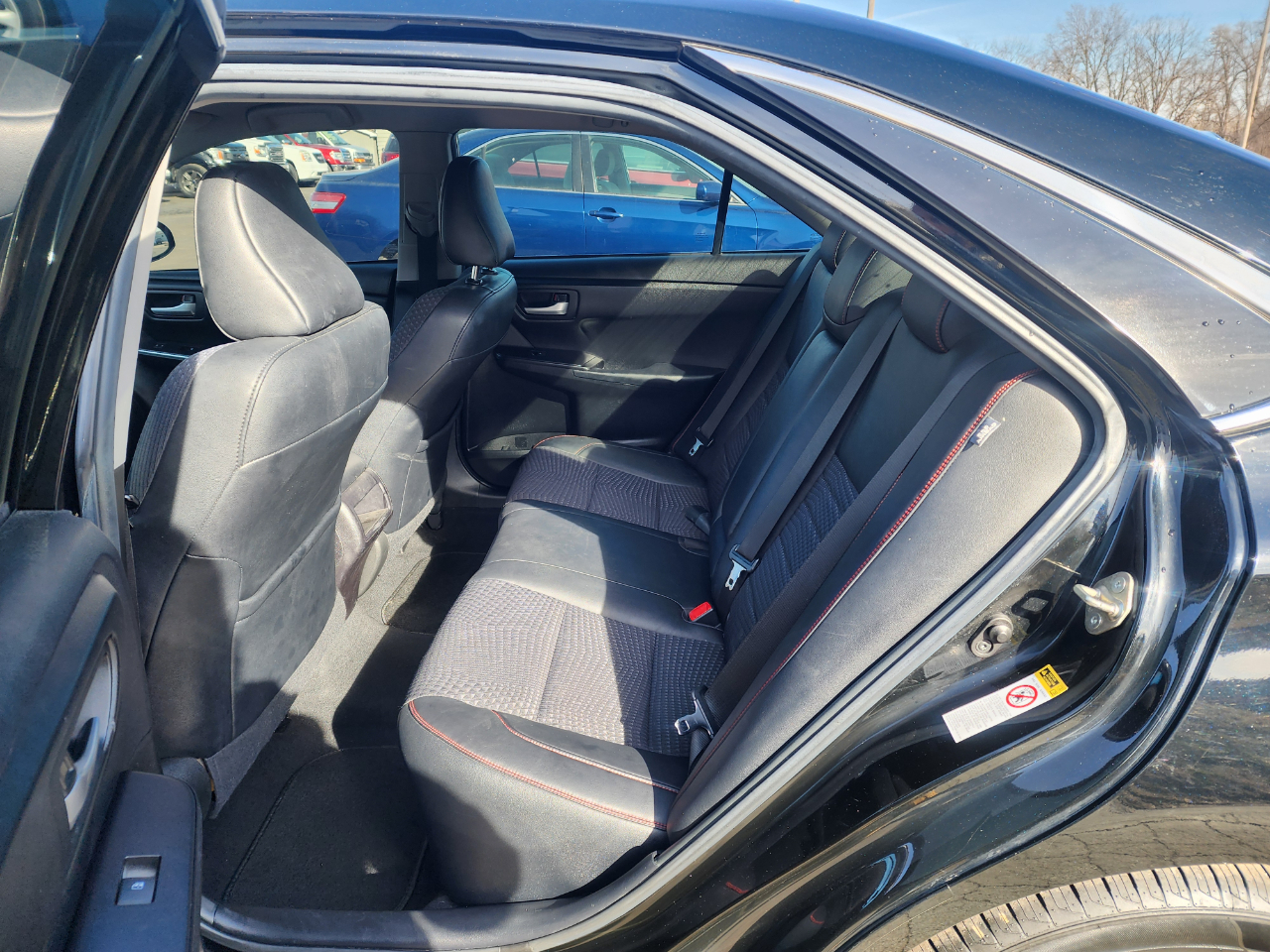 Toyota Camry SE 2015