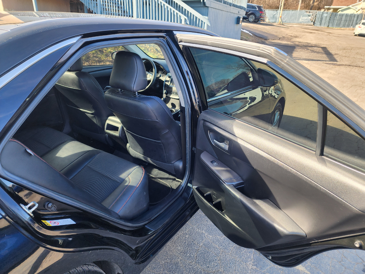 Toyota Camry SE 2015