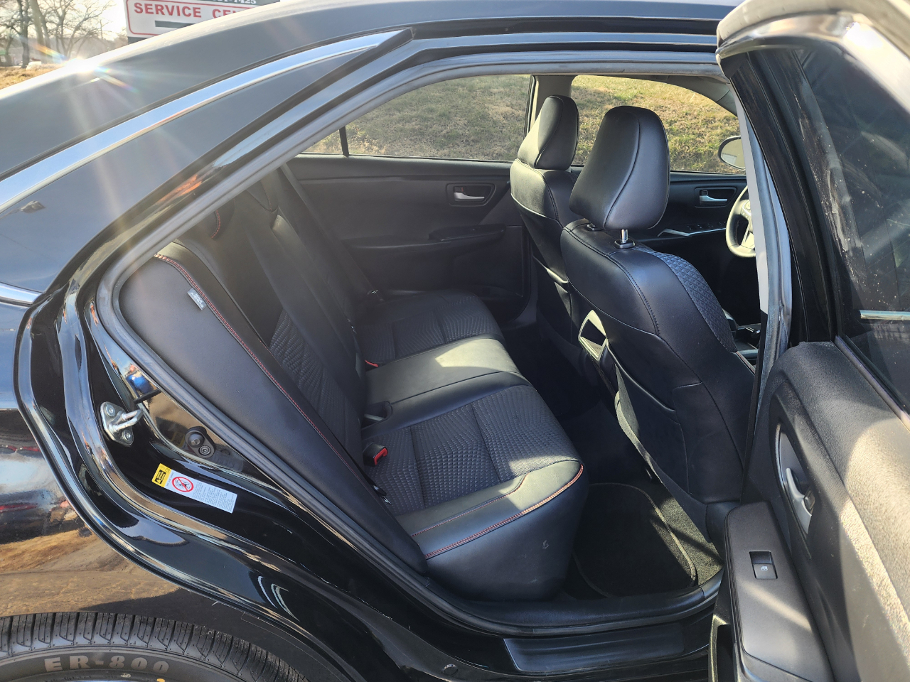 Toyota Camry SE 2015