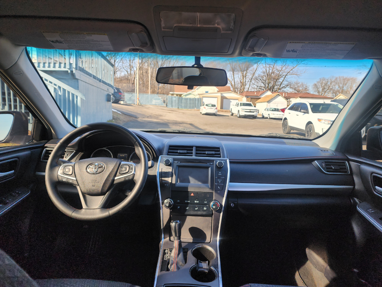 Toyota Camry SE 2015