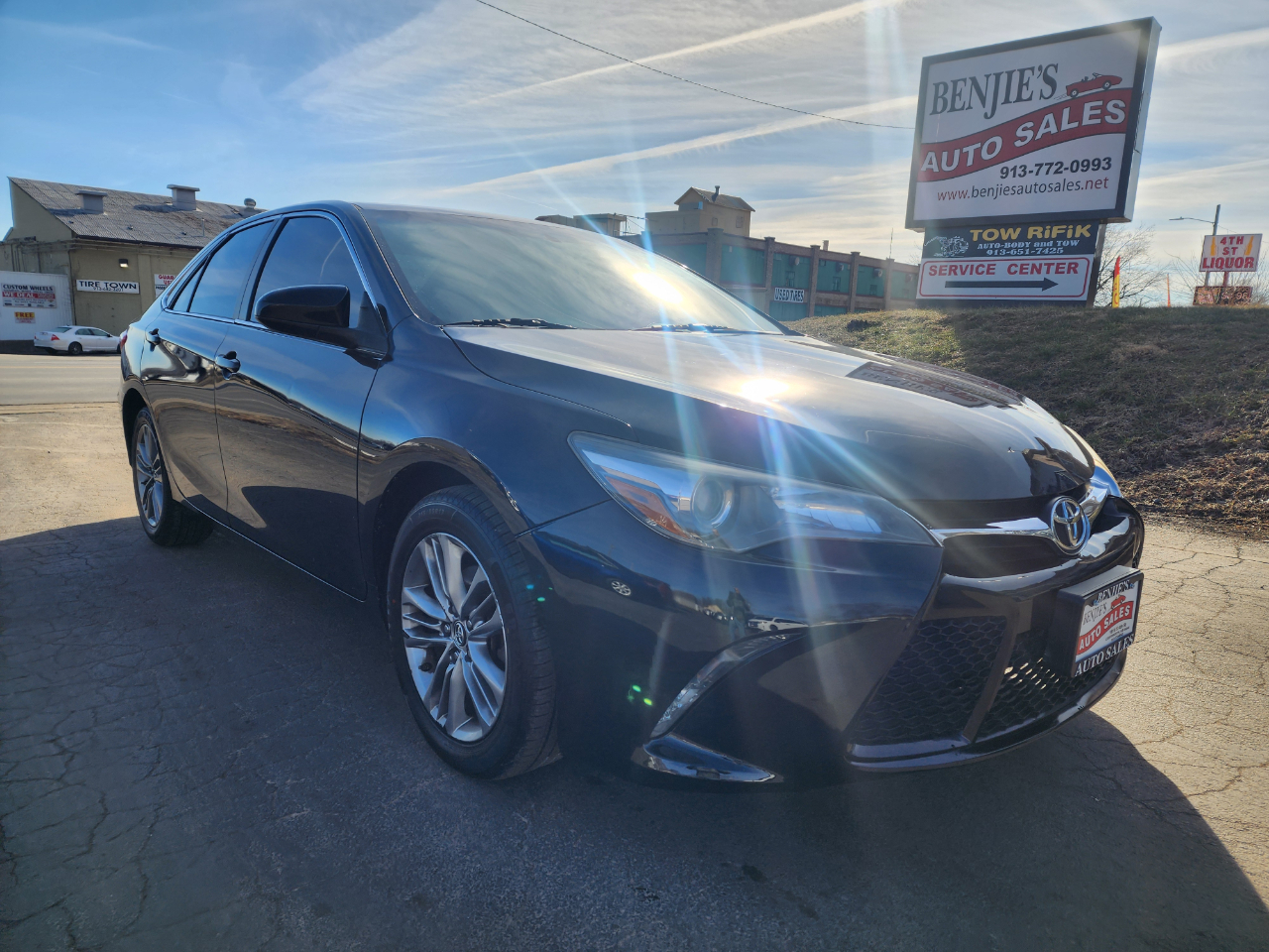 Toyota Camry SE 2015