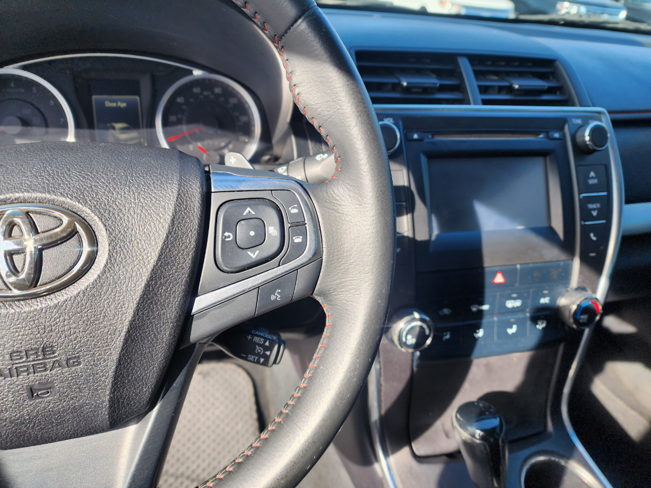 Toyota Camry SE 2015