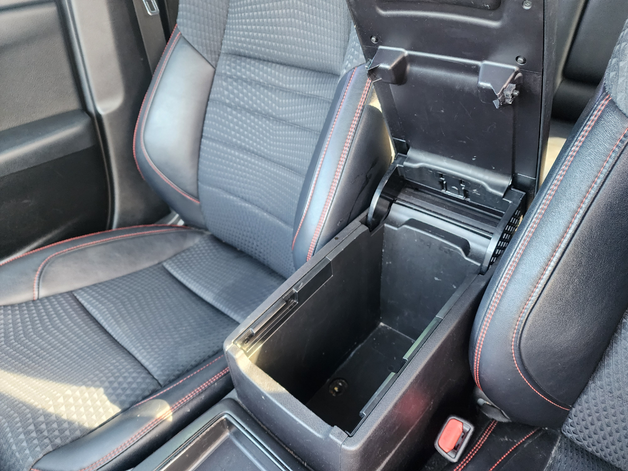 Toyota Camry SE 2015