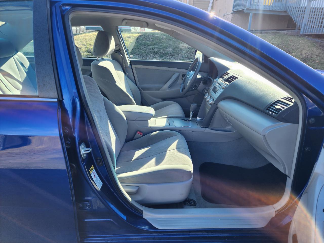 Toyota Camry LE 2011