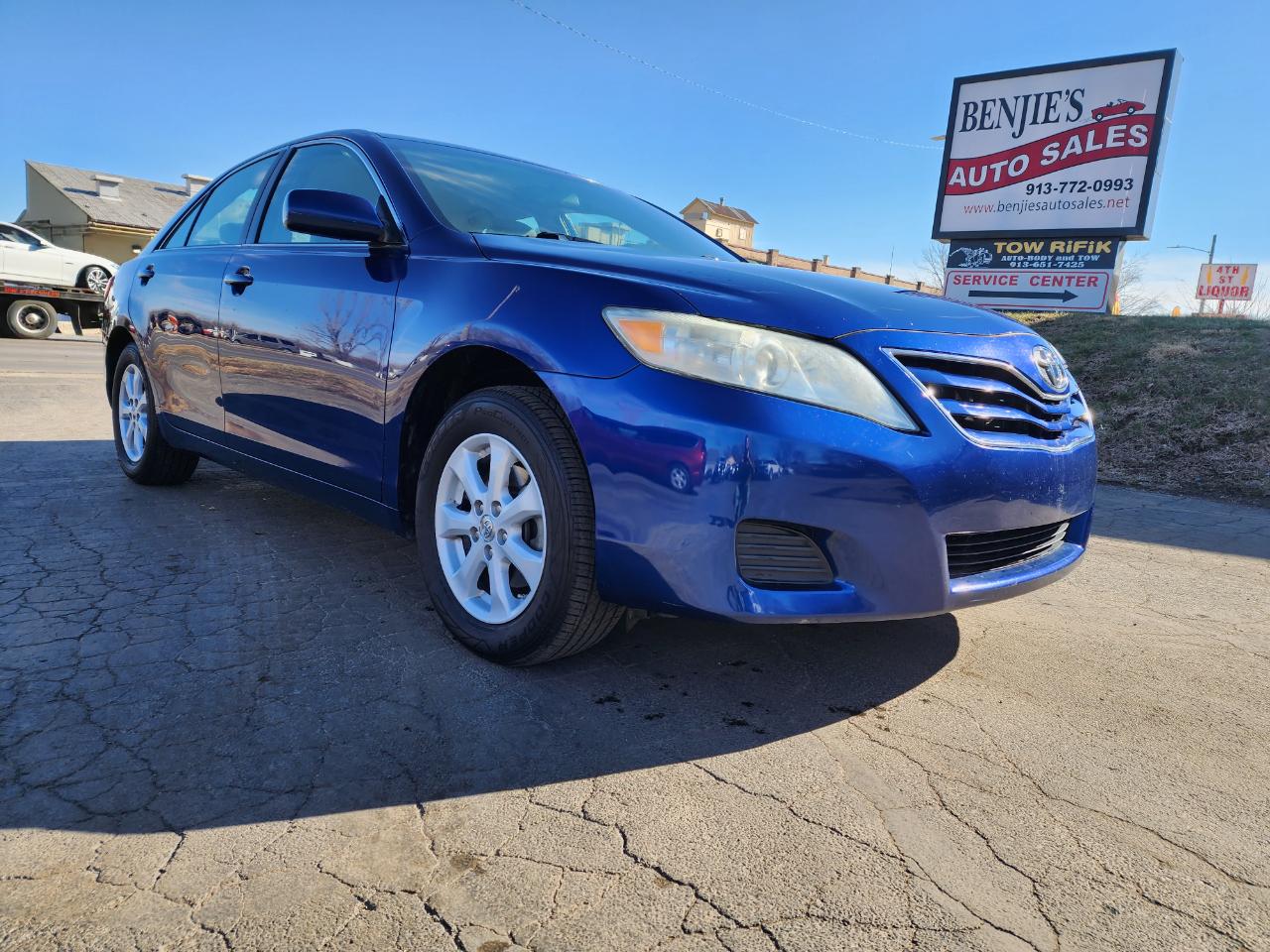 Toyota Camry LE 2011