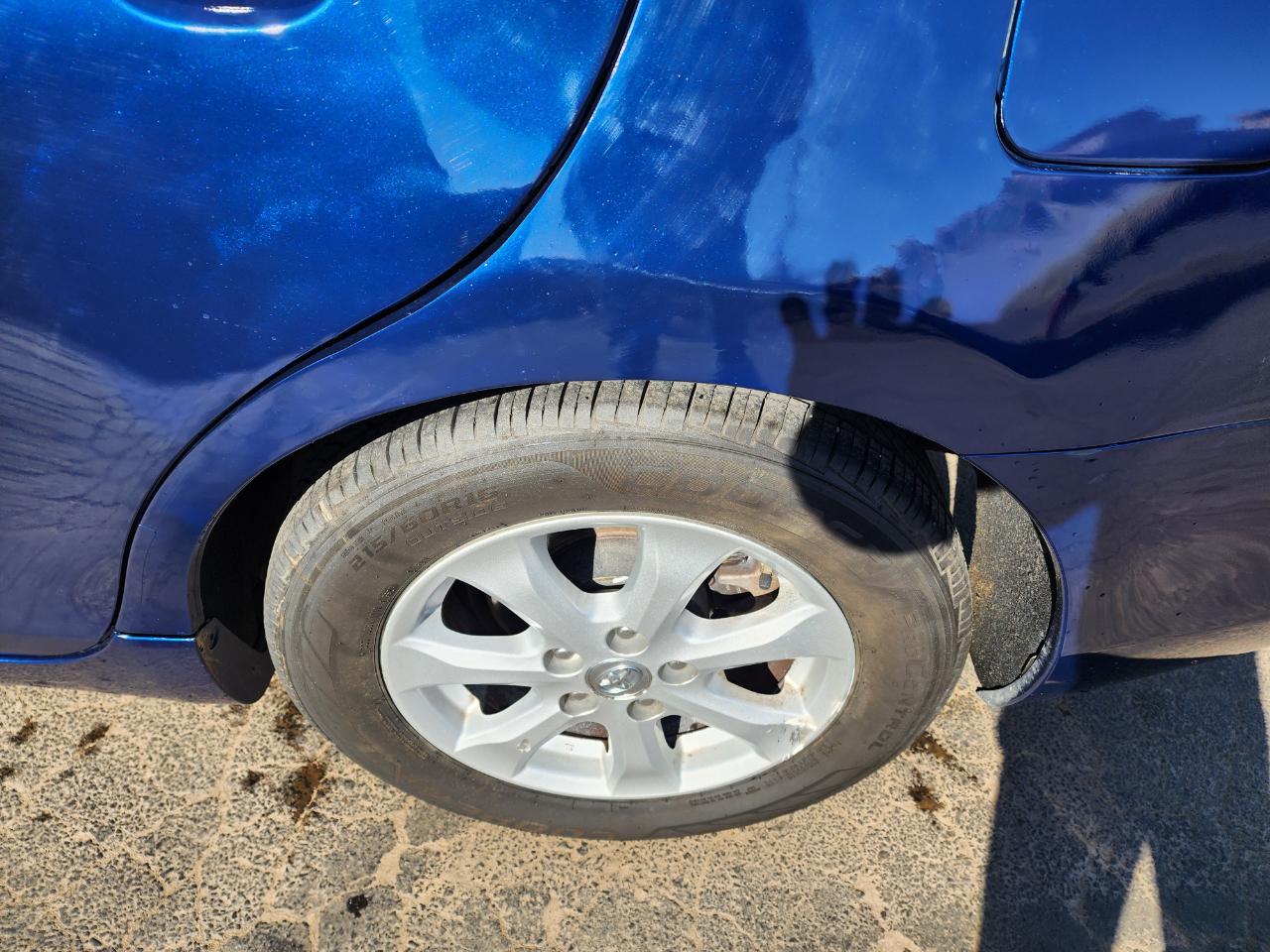 Toyota Camry LE 2011