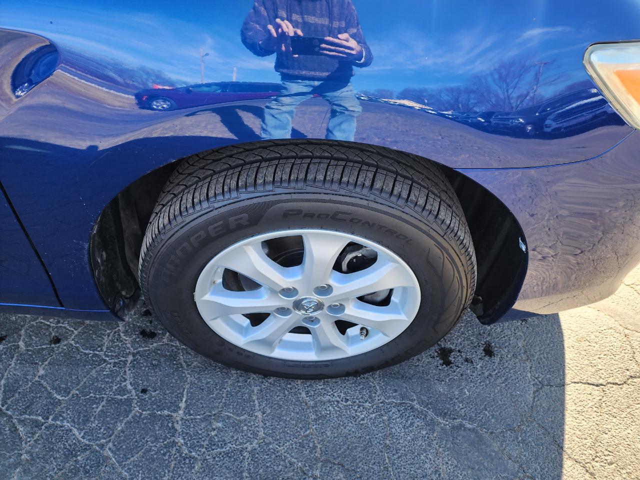 Toyota Camry LE 2011